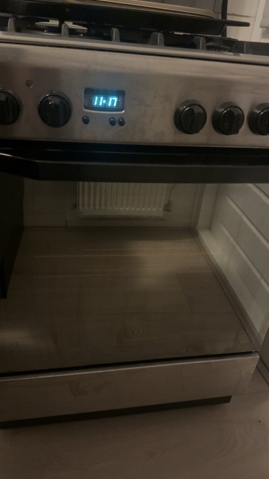Indesit Gasfornuis met oven - Vrijstaand, 4 kookzones, Ophalen, Gebruikt, 60 cm of meer, Grill