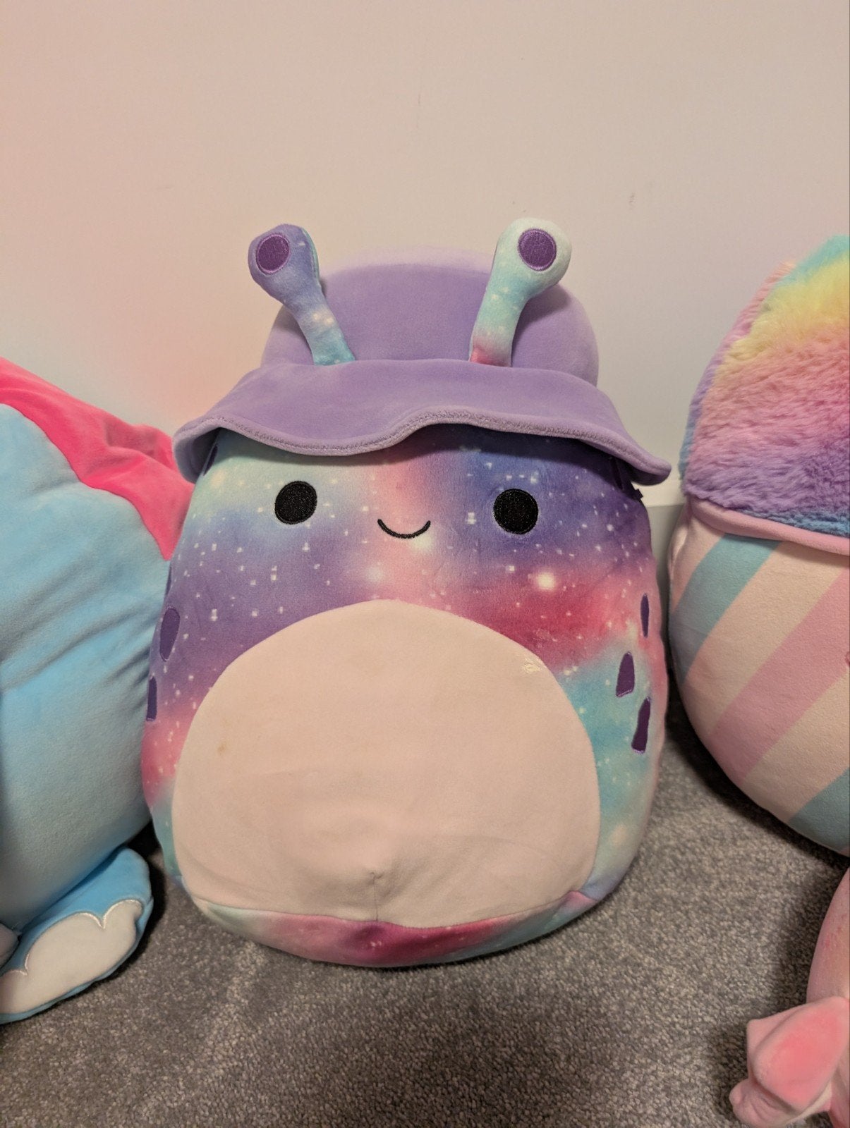 Squishmallow Slak Galaxy Patroon Knuffel, Kinderen en Baby's, Overige karakters, Overige typen, Ophalen of Verzenden, Zo goed als nieuw