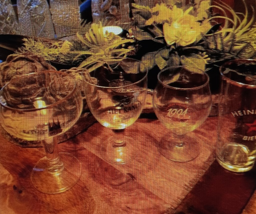 verschillende soorten verzamel bier glazen, Verzamelen, Ophalen of Verzenden, Zo goed als nieuw, Glas of Glazen, Overige merken