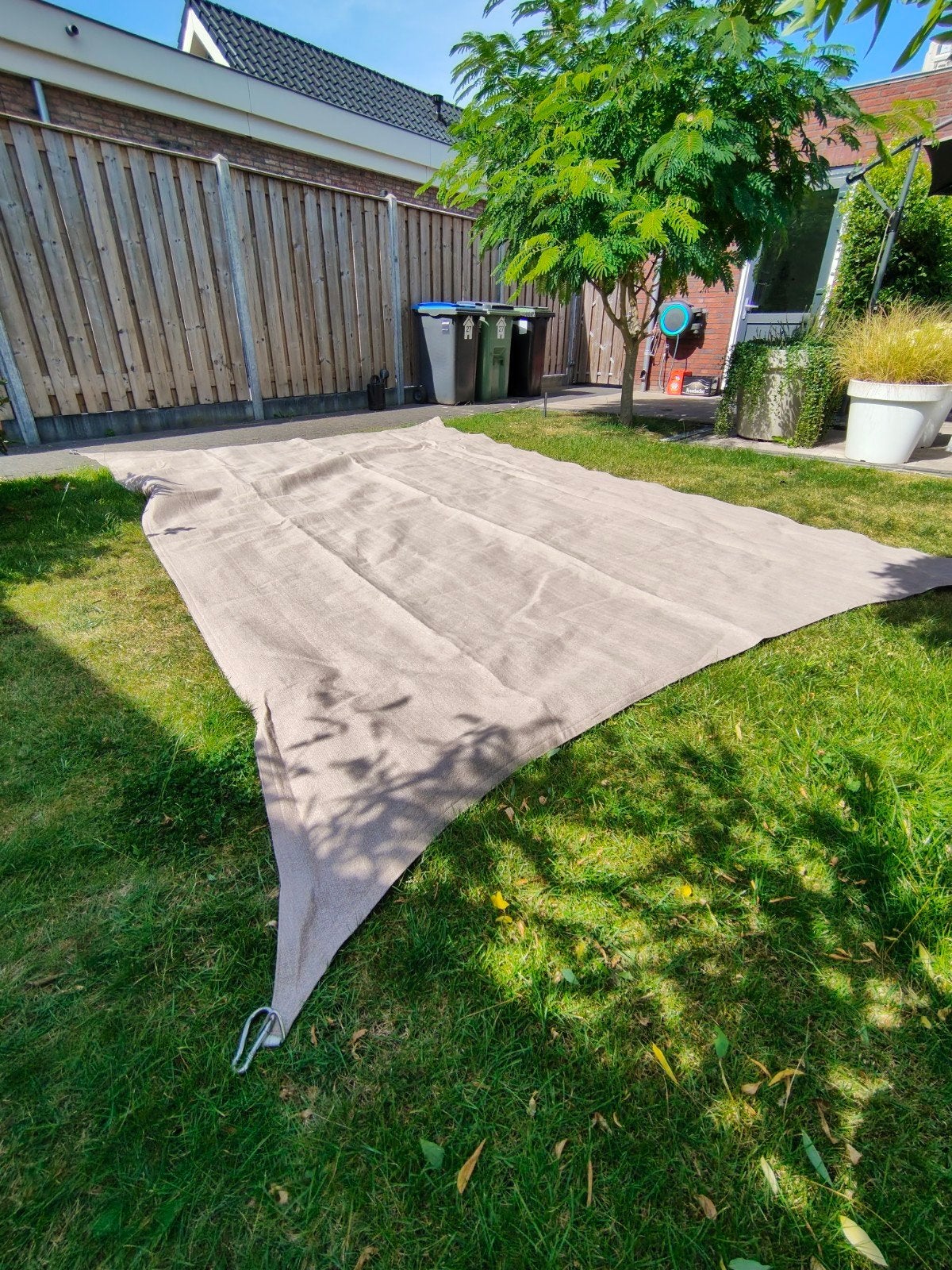 Nieuw schaduwdoek 3x4.5m met ophanghaken en spanners, Ophalen, Nieuw