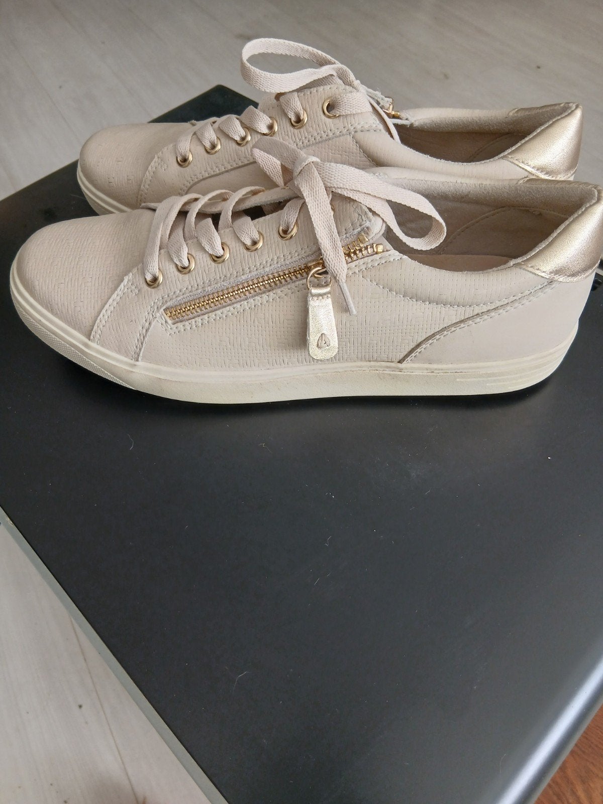 Dames medicus sneakers 41, Ophalen of Verzenden, Zo goed als nieuw, Sneakers of Gympen