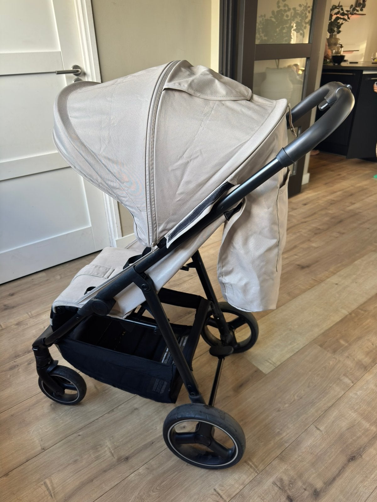 Kinderwagen / Buggy, Ophalen, Zo goed als nieuw, Zonnekap