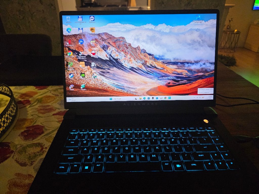 Alienware M15 Ryzen7 ed. R5 rtx3070 gaming laptop, Ophalen, Ryzen 7 5800H, Alienware, Zo goed als nieuw