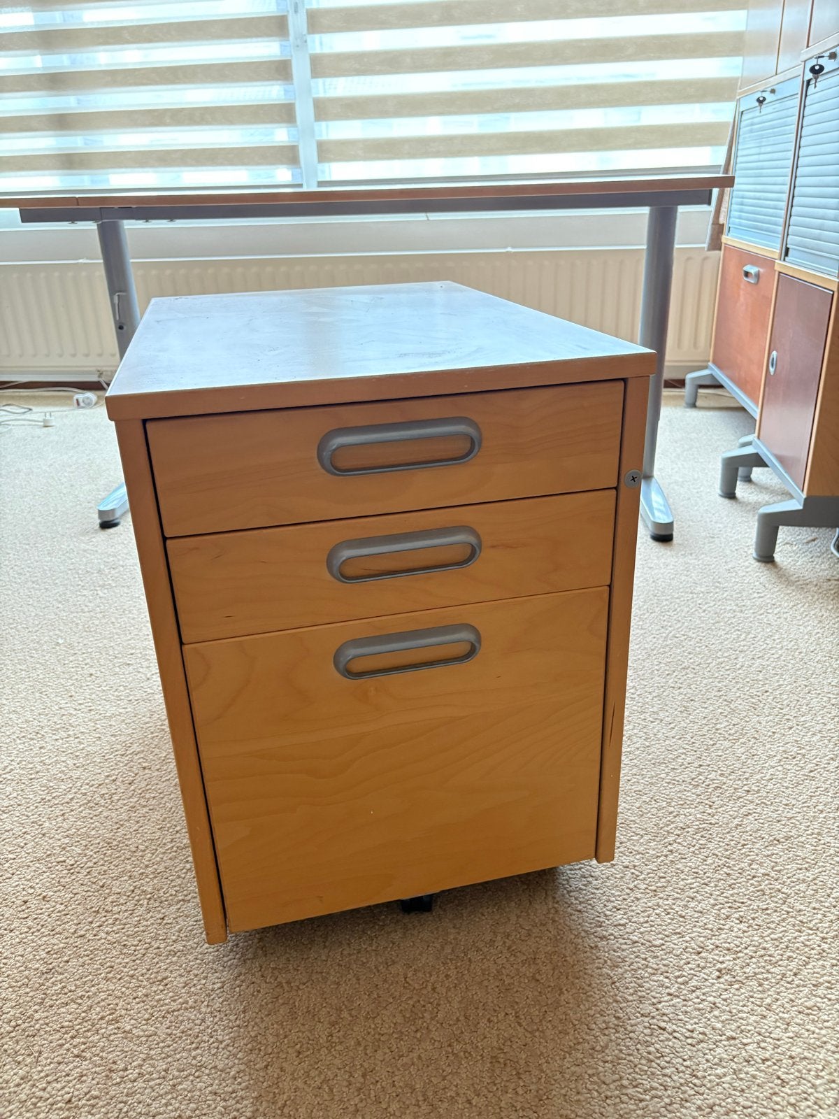IKEA ladeblok Effektiv op wielen, 59 hoog, 66 diep, 44 br, Ophalen, Minder dan 50 cm, 3 of 4 laden, Minder dan 100 cm