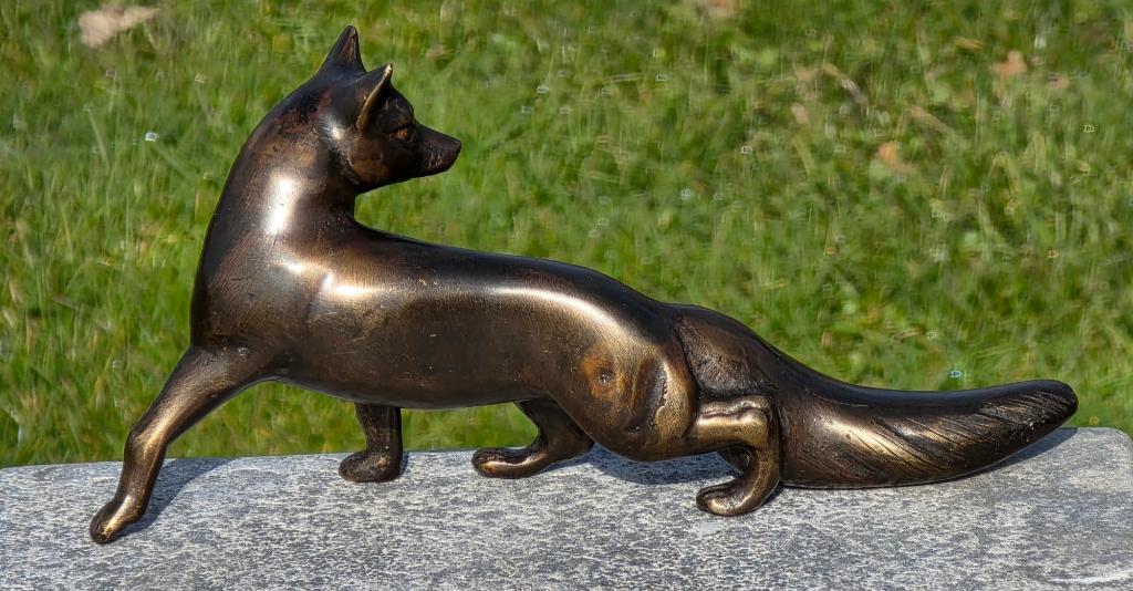 VOS / 22 cm breed / bronzen beeld, Verzamelen, Dierenverzamelingen, Ophalen of Verzenden, Nieuw, Wild dier, Beeldje of Figuurtje