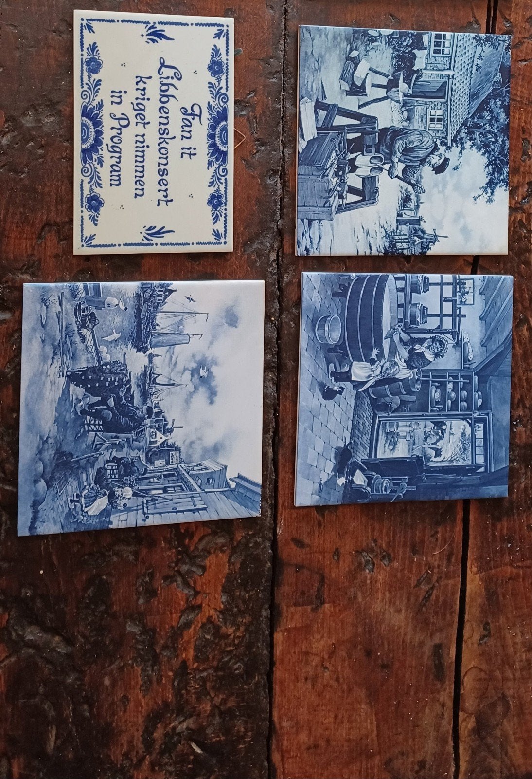Set van 4 Delfts Blauwe Tegels met Hollandse Scènes, Ophalen of Verzenden