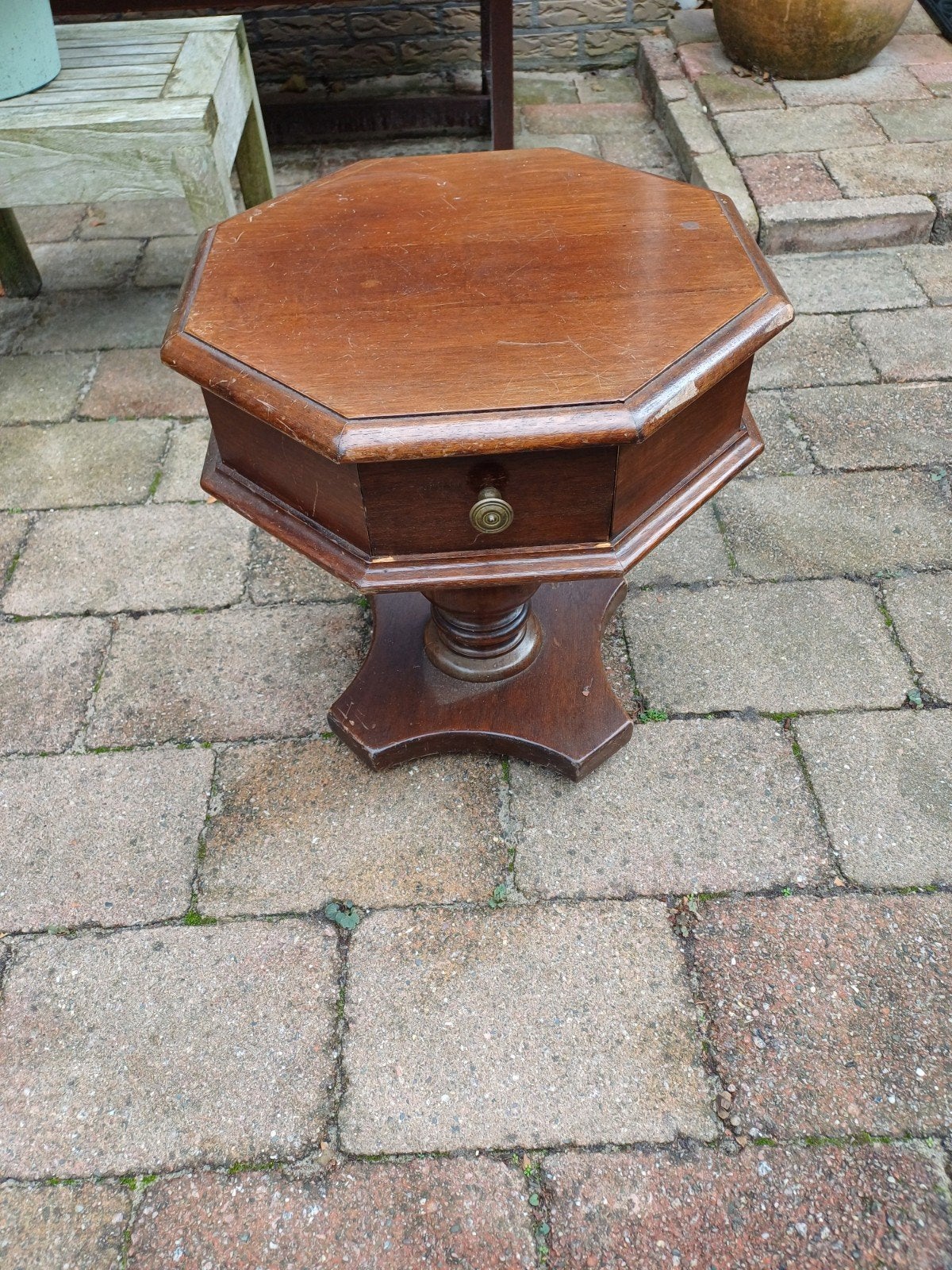Prachtige notenhouten bijzettafel met lade, Ophalen, Gebruikt, Klassiek, Overige vormen