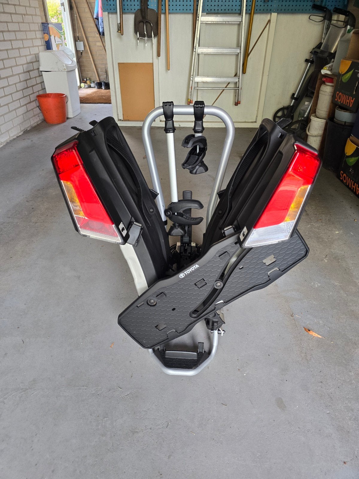 Thule fietsendrager, Ophalen, Zo goed als nieuw, 2 fietsen, Trekhaakdrager
