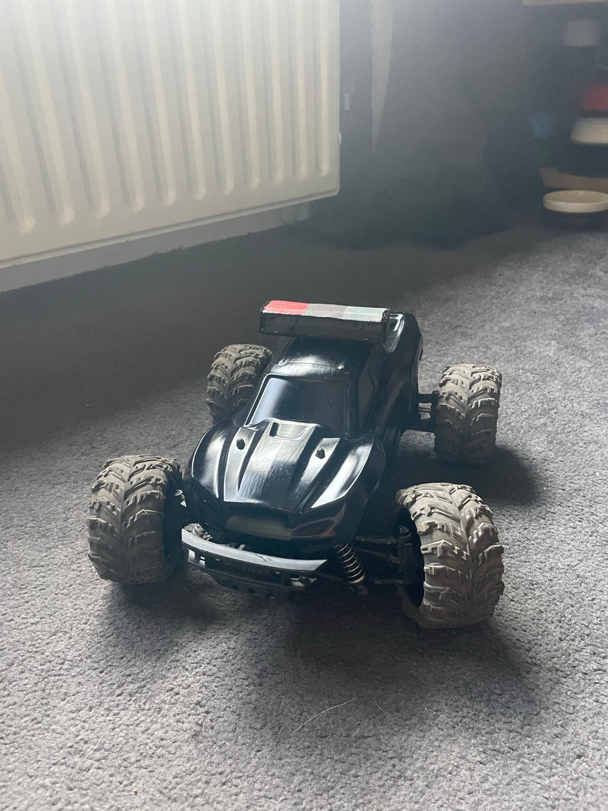 RC Auto met Zelfgemaakte Zwaailamp - Zwart Gespoten Kap, Gebruikt, Auto offroad, Overige schalen, Ophalen