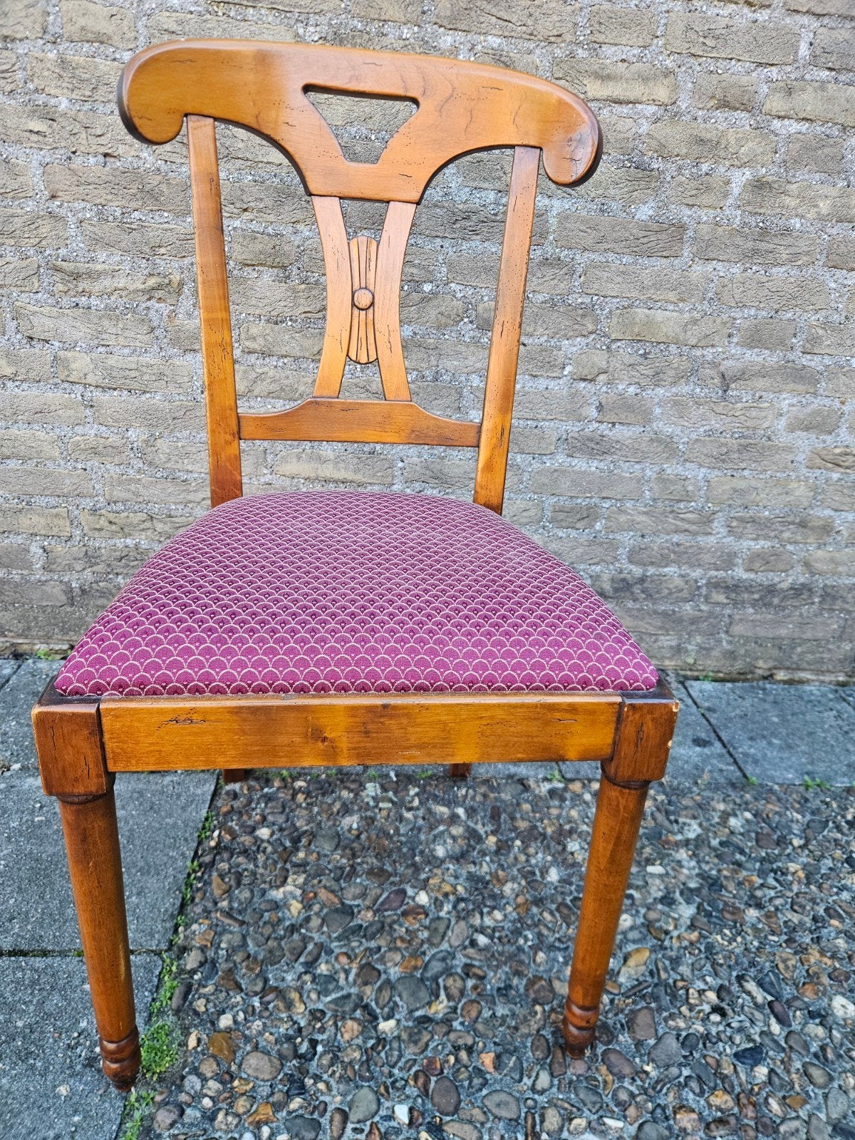 Klassieke stoel van Meubelfabriek Hogenelst, Ophalen