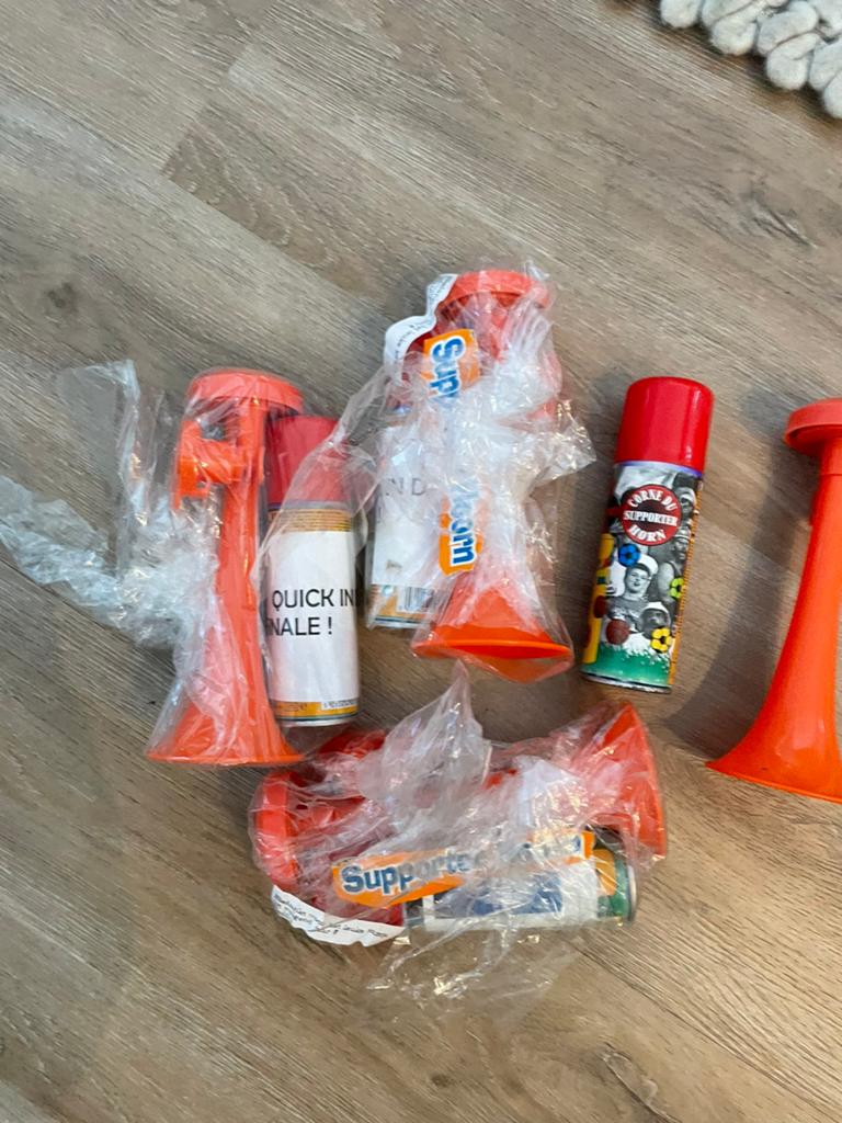 Toeter supporter oranje 4x, Ophalen of Verzenden, Zo goed als nieuw, Oranje of Koningsdag