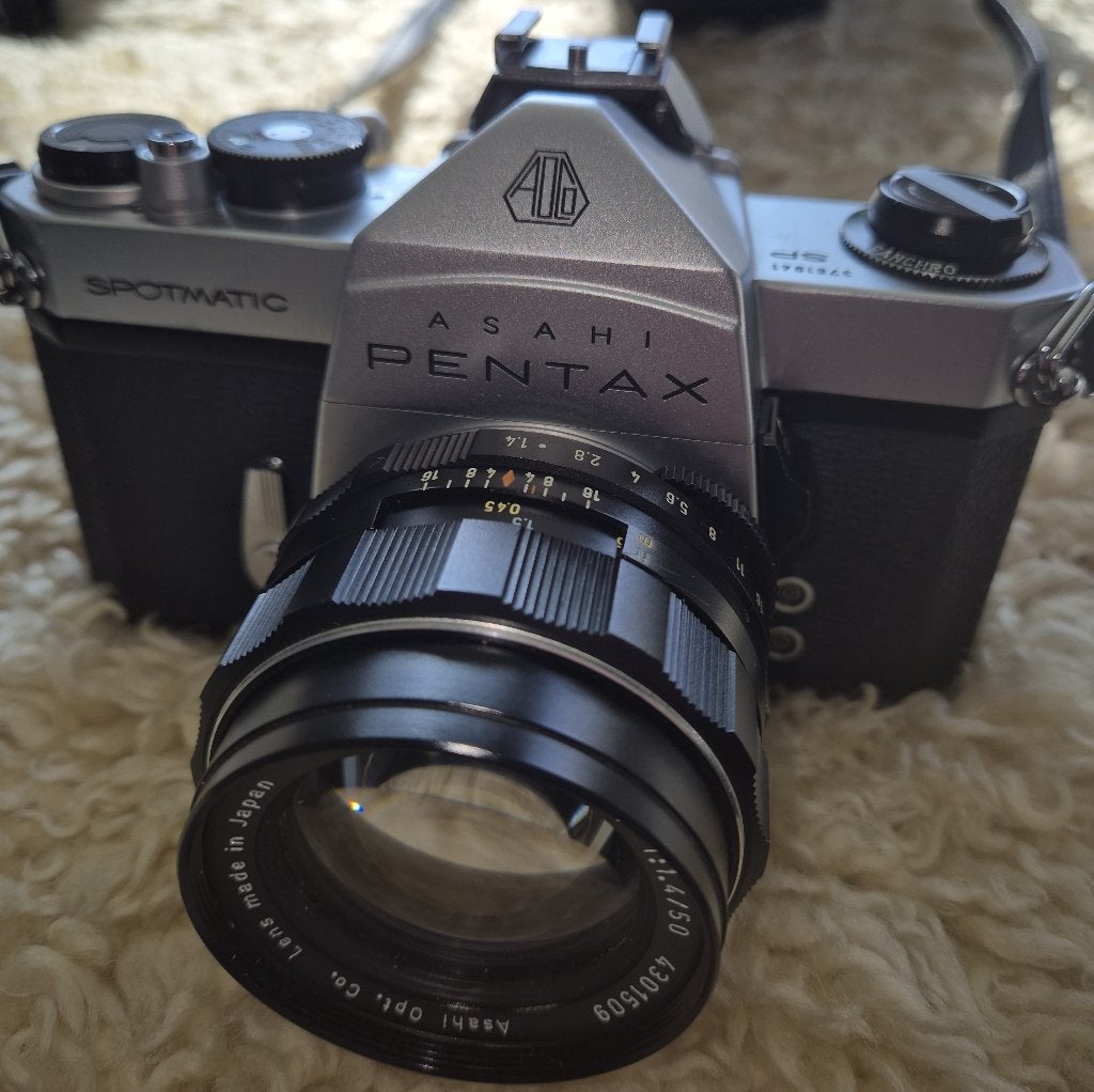 Asahi Pentax Spotmatic SP camera met originele tas, Ophalen of Verzenden, Gebruikt, Spiegelreflex, Overige Merken