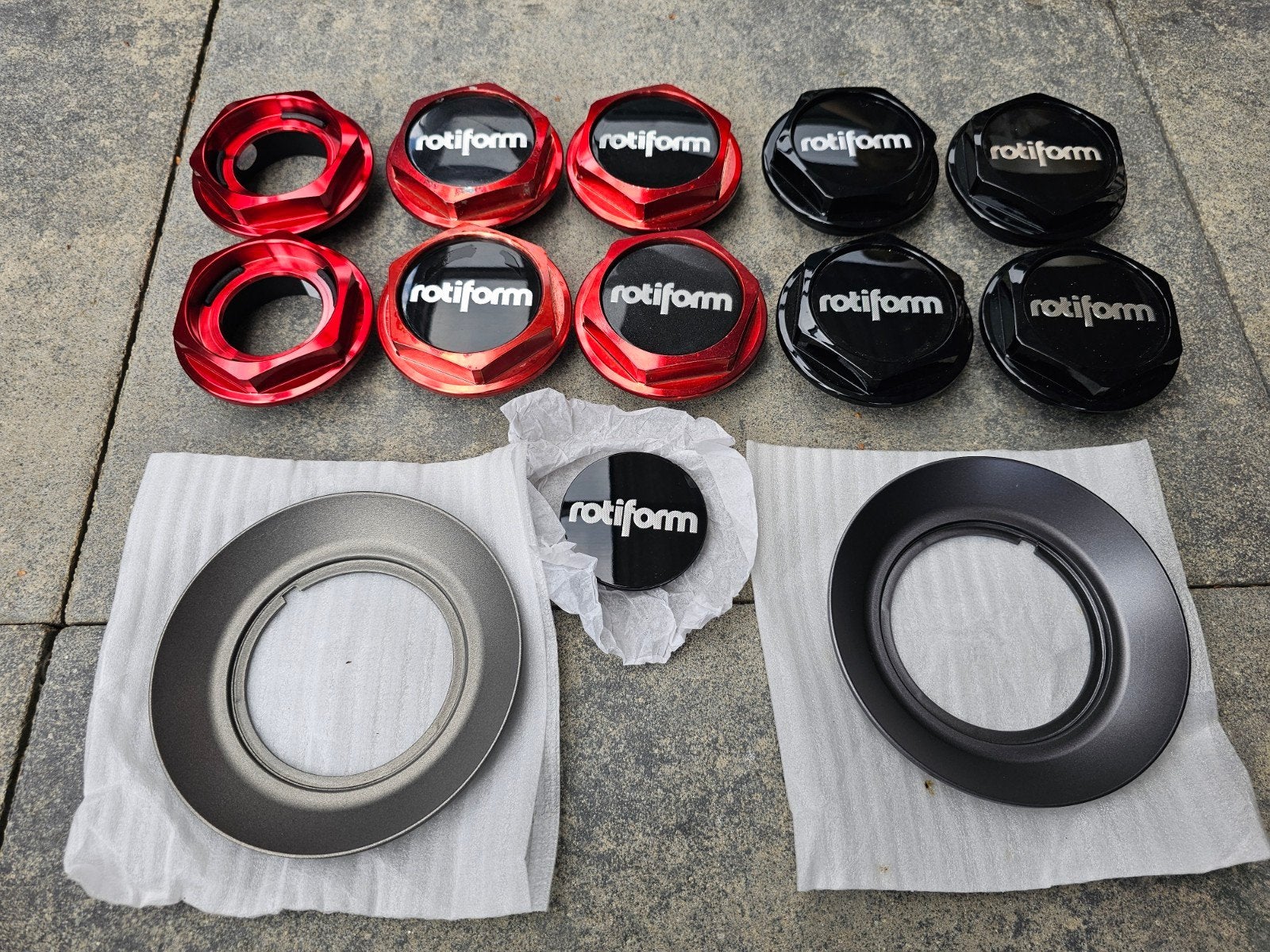 Rotiform Hex Nuts, cover plates, logo Candy Red & Zwart, Auto diversen, Ophalen of Verzenden