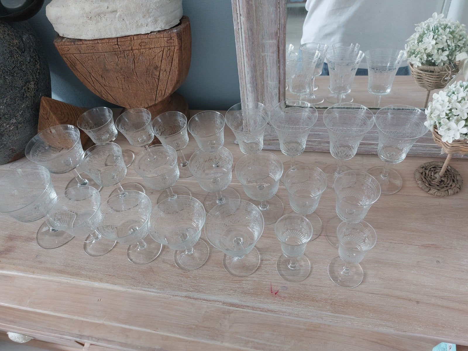 22 Antieke Kristallen Glazen met Romantisch Geslepen Motief, Antiek en Kunst, Antiek | Glas en Kristal, Ophalen of Verzenden