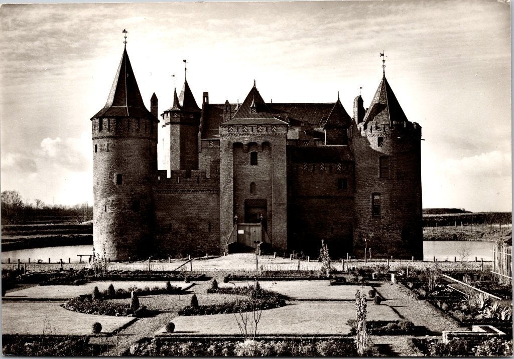 Kasteel Muiderslot Muiden - 12 oude ansichtkaarten III