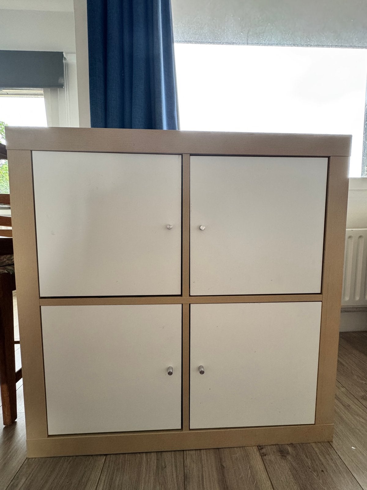 Ikea Kallax kast met 4 vakken en deurtjes, Ophalen, Gebruikt