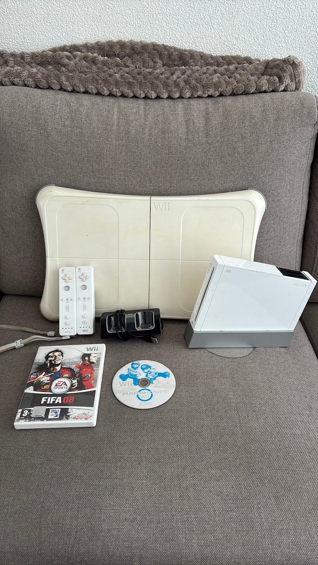 Nintendo Wii, Spelcomputers en Games, Ophalen of Verzenden, Met 2 controllers, Met games