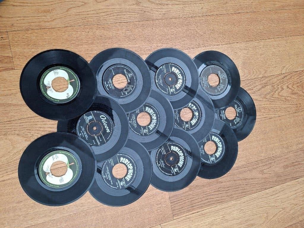 Beatles singles (12 stuks), Verzamelen, Retro, Ophalen of Verzenden, Overige typen