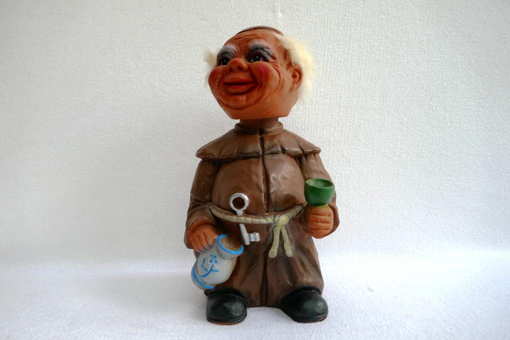 Pater met schuddebol - Heico - W-Germany, Ophalen of Verzenden
