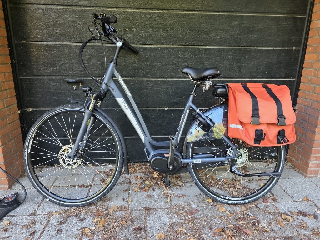 Amslod Wellington 650 E-bike 2021 Zeer nette staat/Krasvrij, Zo goed als nieuw, 51 tot 55 cm, 50 km per accu of meer, Ophalen