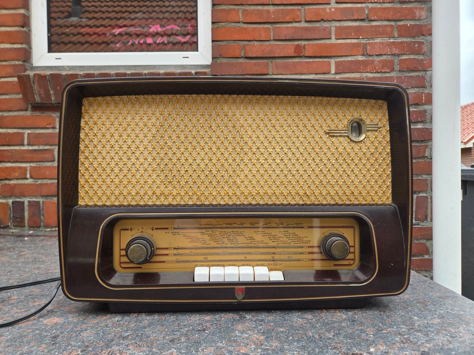 Aristona radio bakelieten kast, Ophalen