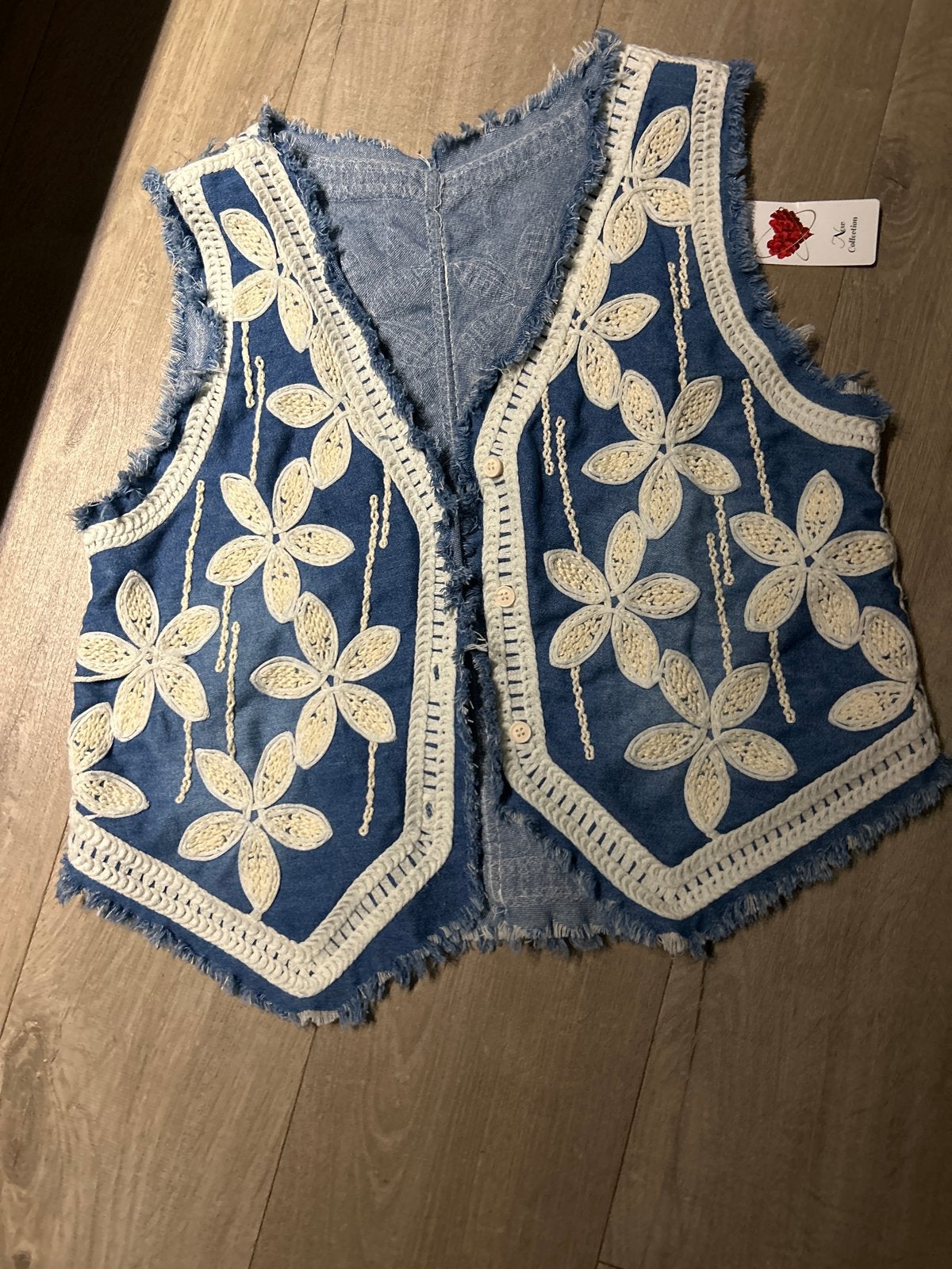 Denim spijkergilet met gehaakte bloemen, Ophalen of Verzenden, Nieuw, Maat 36 (S), Blauw