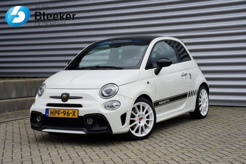 Fiat 500 1.4 T-JET 135PK Abarth 595 Airco Carplay Zwart dak, Voorwielaandrijving, Gebruikt, 4 cilinders, Wit