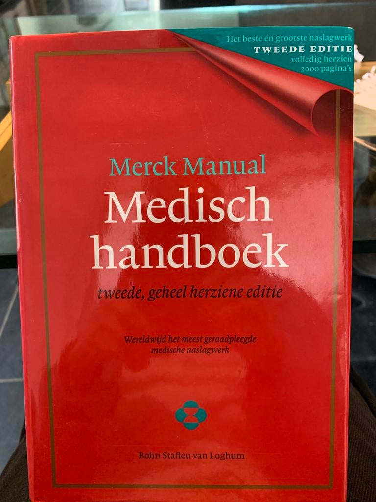Merck Manual Medisch Handboek - Tweede Editie, Boeken, Studieboeken en Cursussen, Ophalen of Verzenden, Beta, Zo goed als nieuw