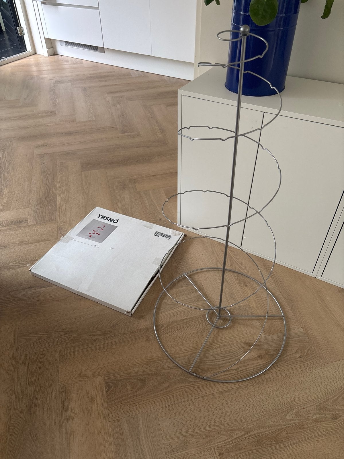 Nieuwe IKEA YRSNÖ Decoratie Standaard - 1 Meter Hoog, Nieuw, Ophalen of Verzenden, Zilver, Metaal