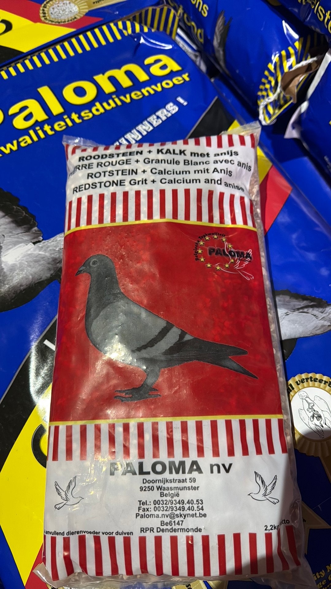 E535 - Paloma Roodsteen met Kalk zak 2,2KG, Ophalen of Verzenden
