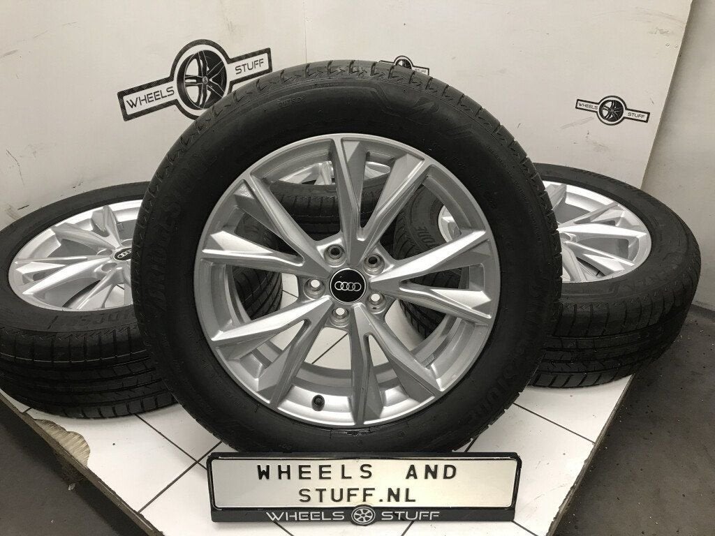 Audi Q3 S-line lichtmetaal velgen 18"inch 5x112 4765, Ophalen, Gebruikt, 18 inch, Banden en Velgen