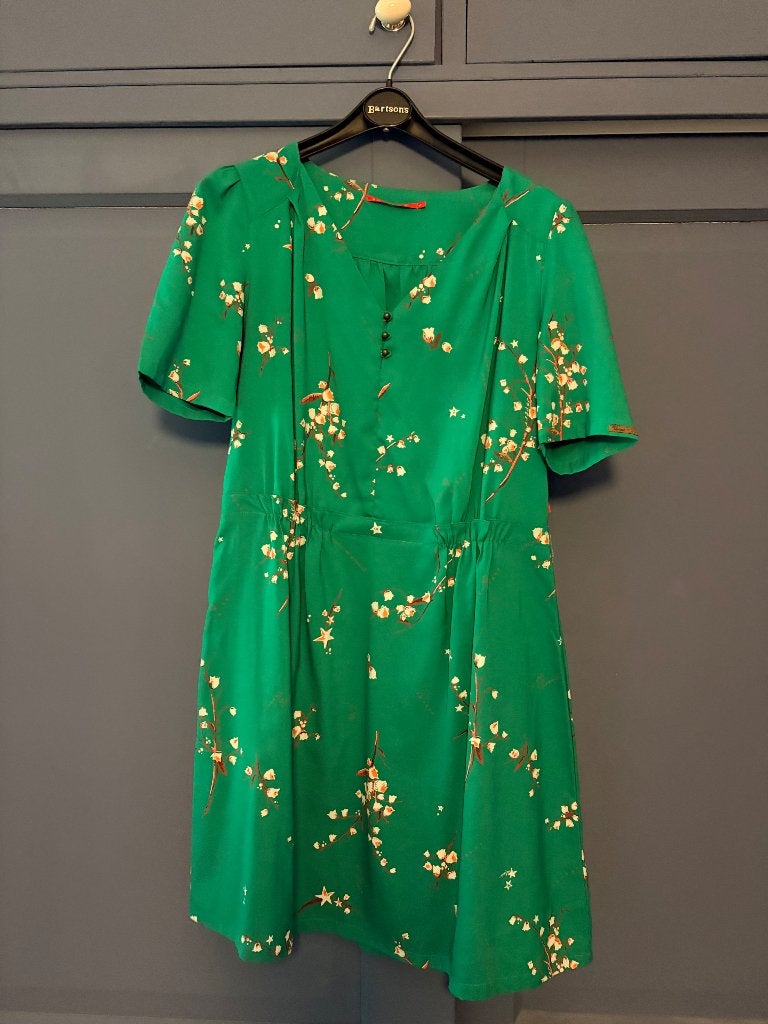 Jurk: groen 10 feet maat s, Kleding | Dames, 10 Feet, Ophalen of Verzenden, Zo goed als nieuw, Maat 36 (S)