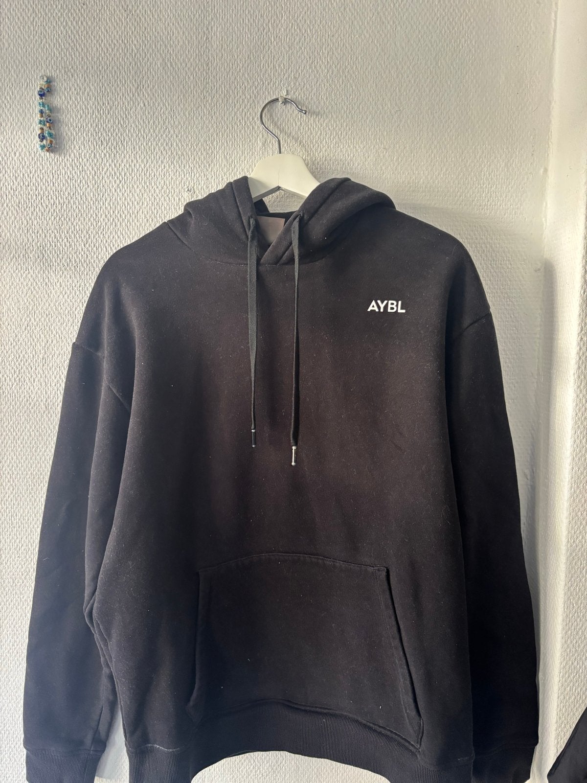 AYBL hoodie zwart - Maat M, Ophalen of Verzenden, Zo goed als nieuw, Maat 38/40 (M), Zwart
