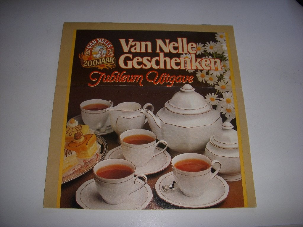 Spaar catalogus van Van Nelle geschenken 1982, Gelezen, Ophalen of Verzenden, Van Nelle, Catalogus