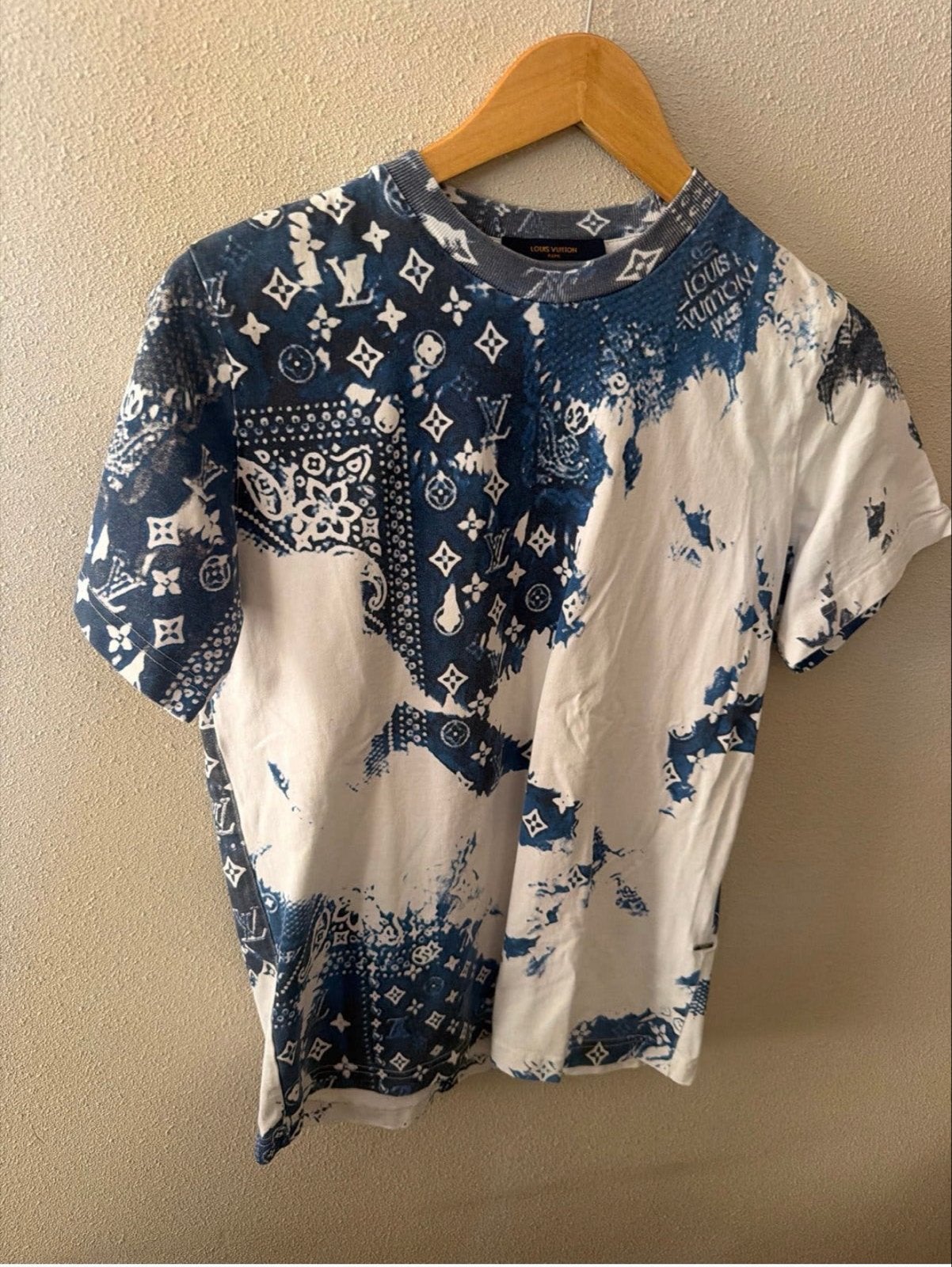 Louis Vuitton Bandana T-shirt - Blauw/Wit, Kleding | Heren, T-shirts, Ophalen of Verzenden, Zo goed als nieuw, Maat 48/50 (M)