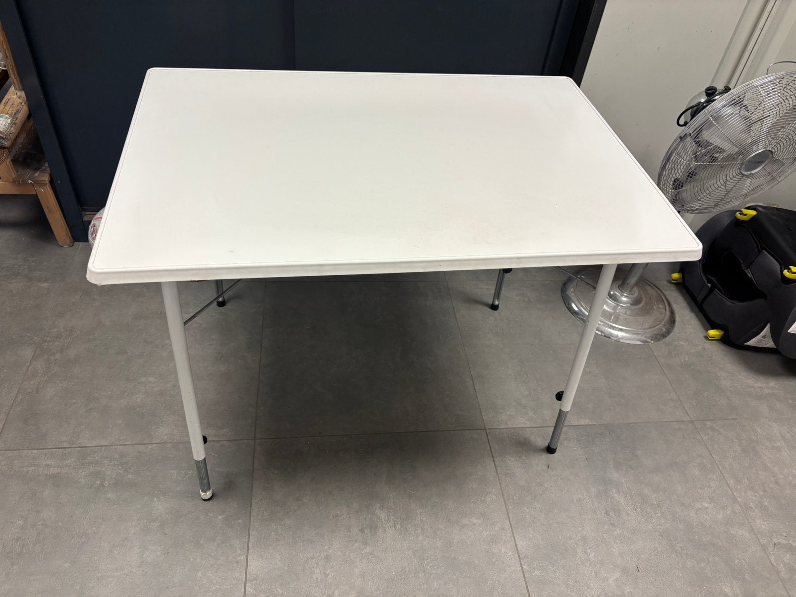 Diverse kampeerspullen te koop., Ophalen of Verzenden, Zo goed als nieuw, Campingtafel