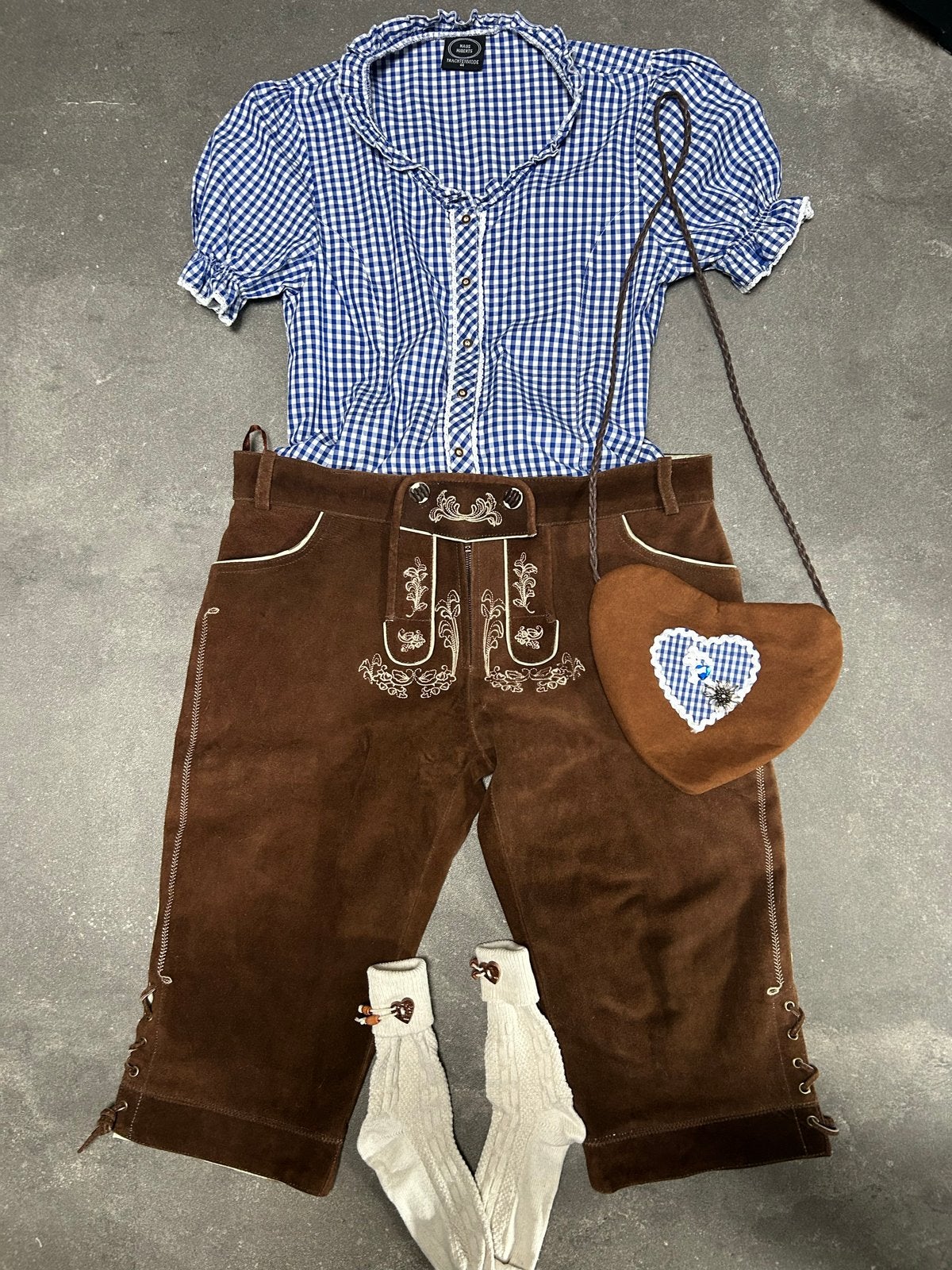Lederhosen dames complete set maat 44 top, tasje en sokken, Maat 42/44 (L), Ophalen of Verzenden, Overige thema's, Kleding