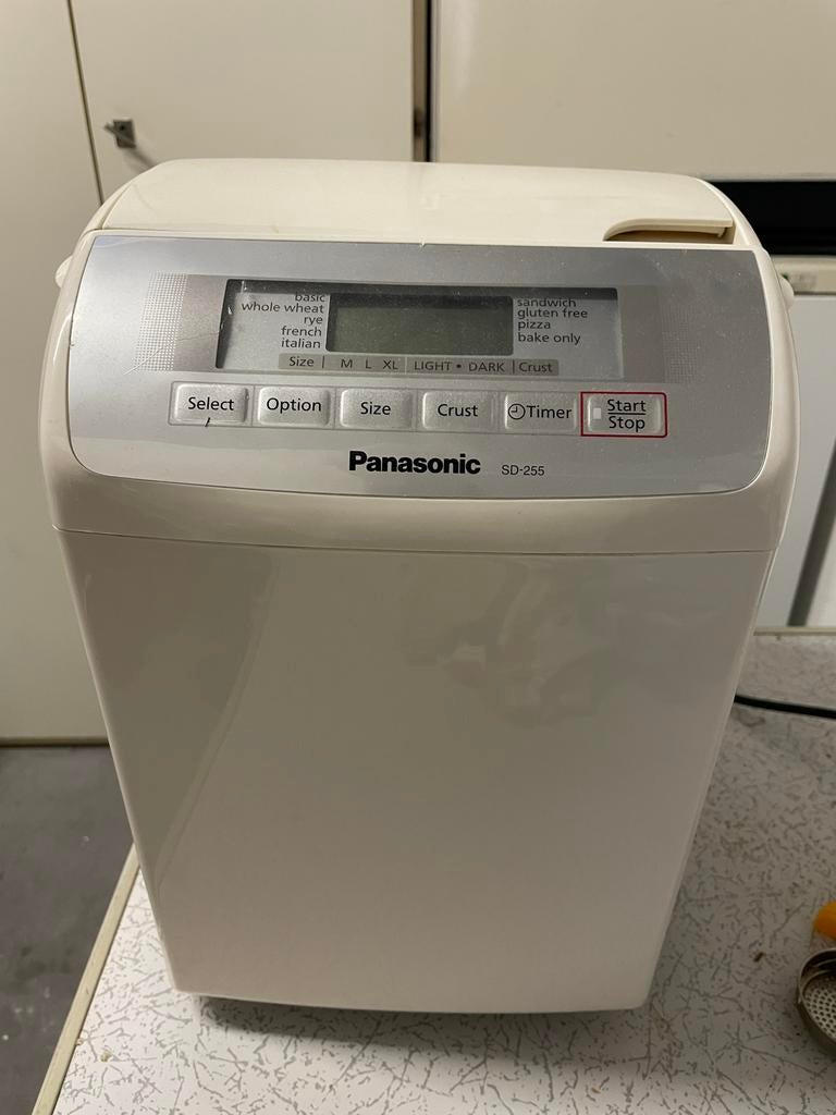 Panasonic SD-255 Broodbakmachine - Wit, Witgoed en Apparatuur, Broodbakmachines, 800 tot 1200 gram deeg, Ophalen, Met timer, Gebruikt