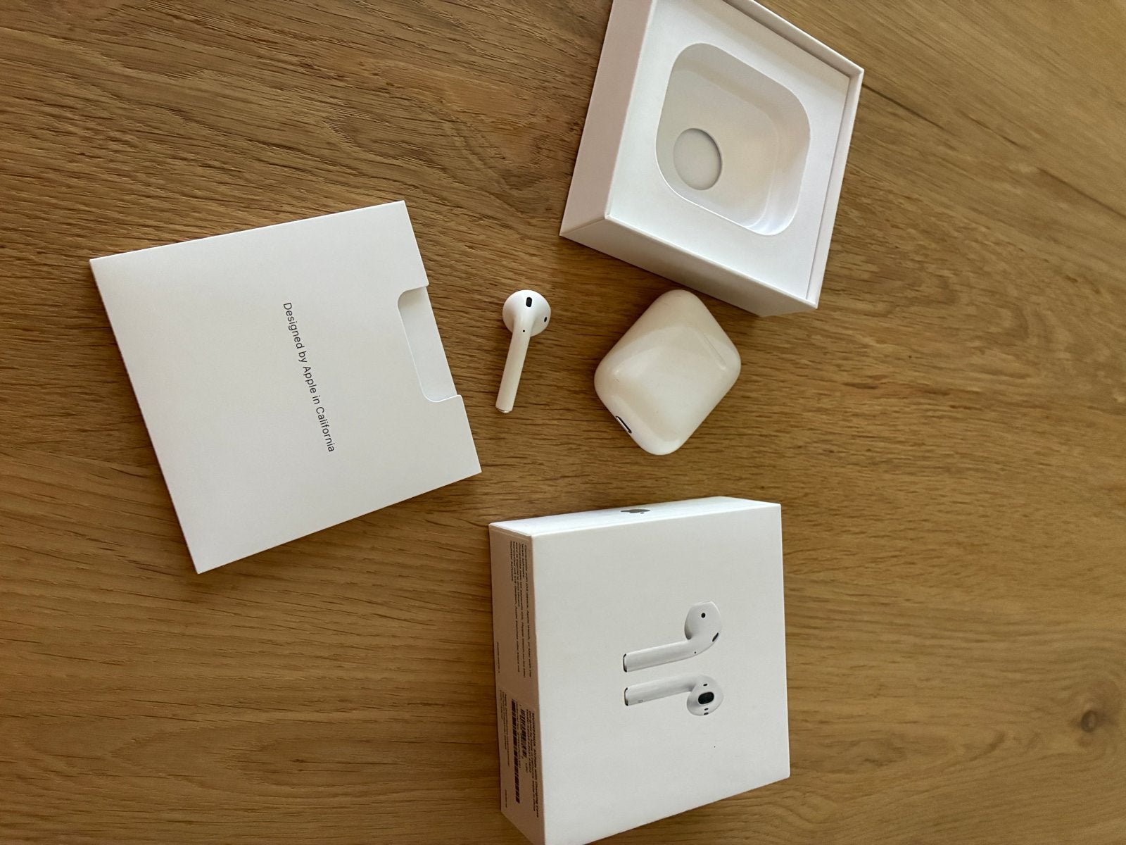 Apple AirPod rechts + oplaadcase (linker defect), Ophalen, In-ear, Gebruikt, Bluetooth