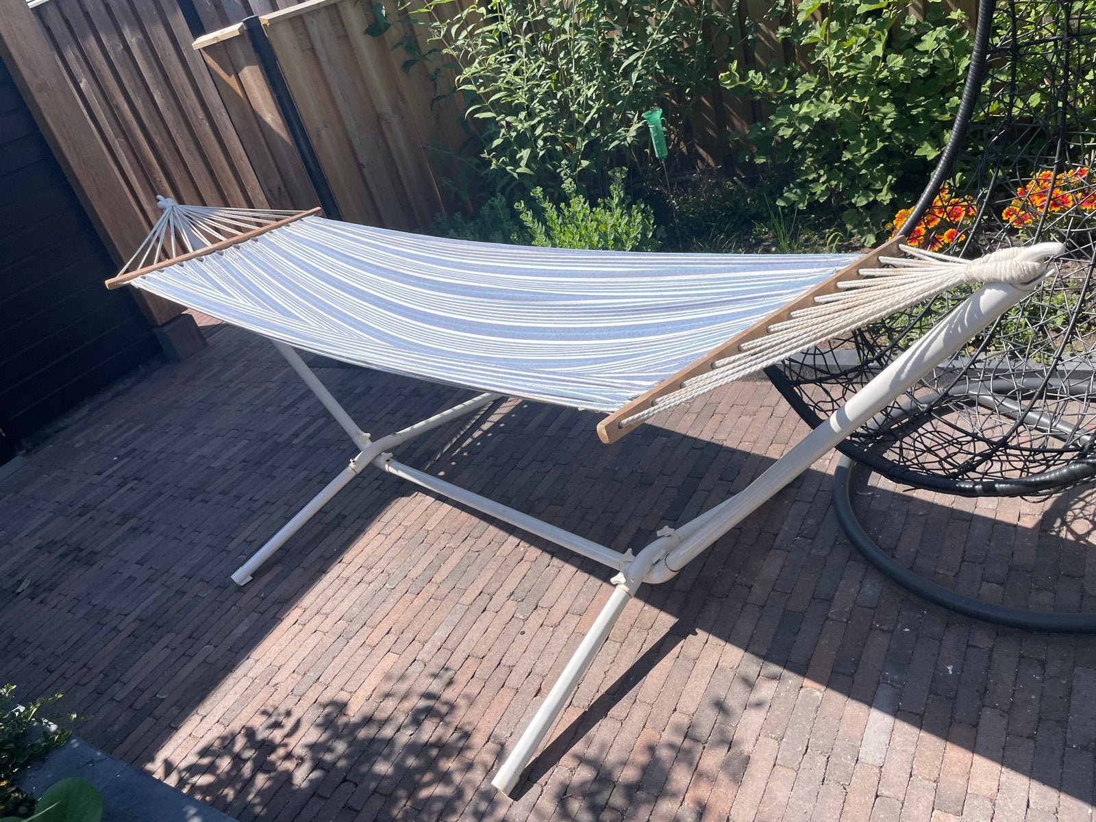 Comfortabel Hangmat met Standaard - Perfect voor Buiten, Tuin en Terras, Hangmatten, Ophalen, Gebruikt, Met standaard, Eenpersoons