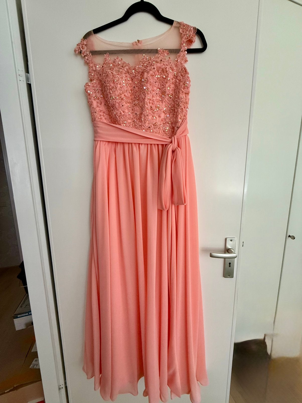 Elegante Zalmroze Galajurk met Pailletten en Kant maat 36/38, Nieuw, Ophalen of Verzenden, Roze, Maat 36 (S)
