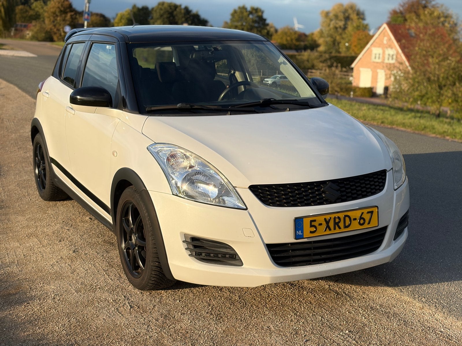Suzuki Swift 1.2 5-D 2014 Wit, Auto's, Voorwielaandrijving, Stof, 4 cilinders, 400 kg