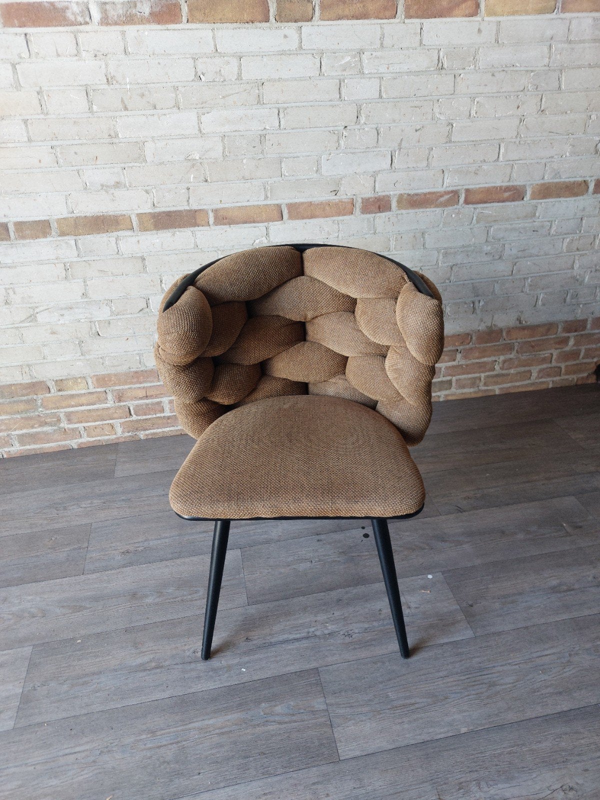 Comfortabele fauteuil met uniek gevlochten design, Huis en Inrichting, Fauteuils, Ophalen, 75 tot 100 cm, Zo goed als nieuw, Stof