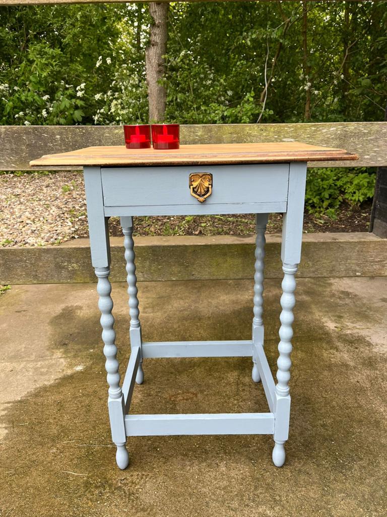 Vintage bijzettafel, Huis en Inrichting, Tafels | Bijzettafels, Ophalen, Rond, Minder dan 55 cm, 45 tot 60 cm