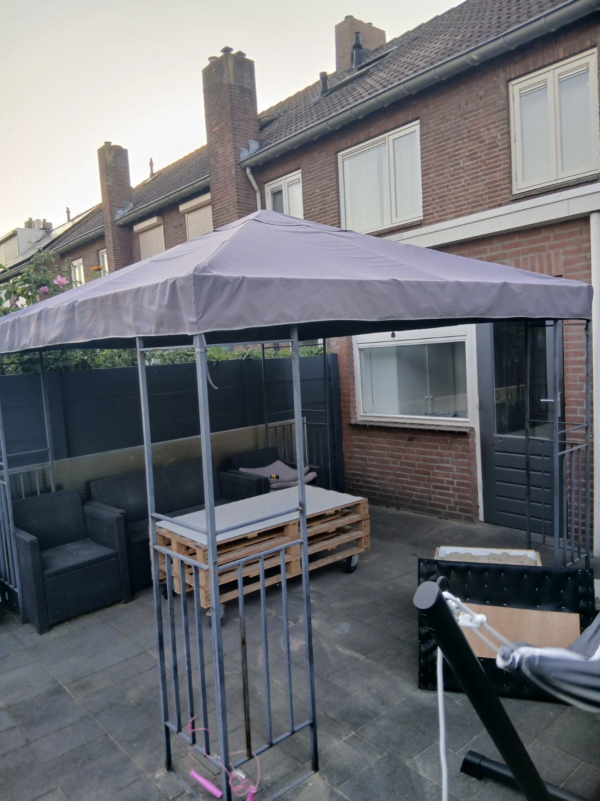 Gebruikt Paviljoen - Ideaal voor Tuin of Terras, Ophalen, Gebruikt, Minder dan 4 meter, Paviljoen
