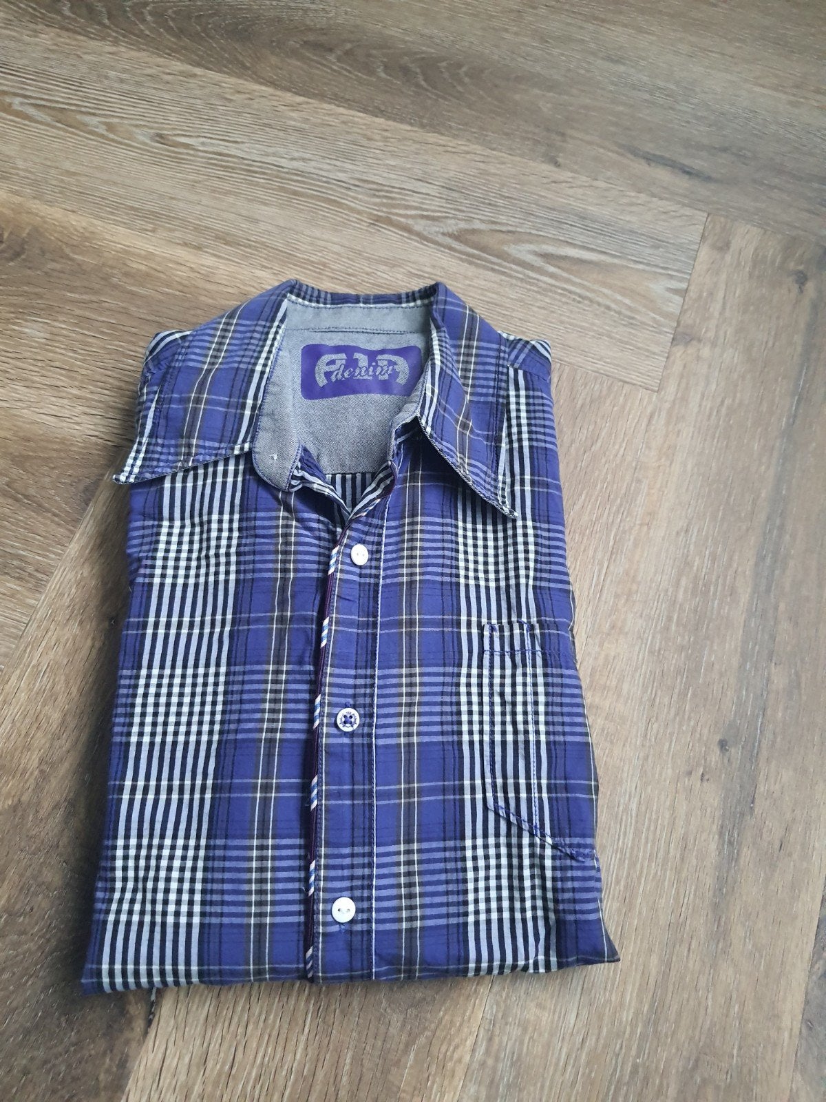 mooie zgan paarse blouse maat Xl
Gaat weg omdat hij te groot, Ophalen, Zo goed als nieuw, Paars, Halswijdte 43/44 (XL)