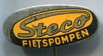 STECO fietspompen blik misdruk speldje ( L_104), Verzamelen, Ophalen of Verzenden, Zo goed als nieuw, Transport, Speldje of Pin