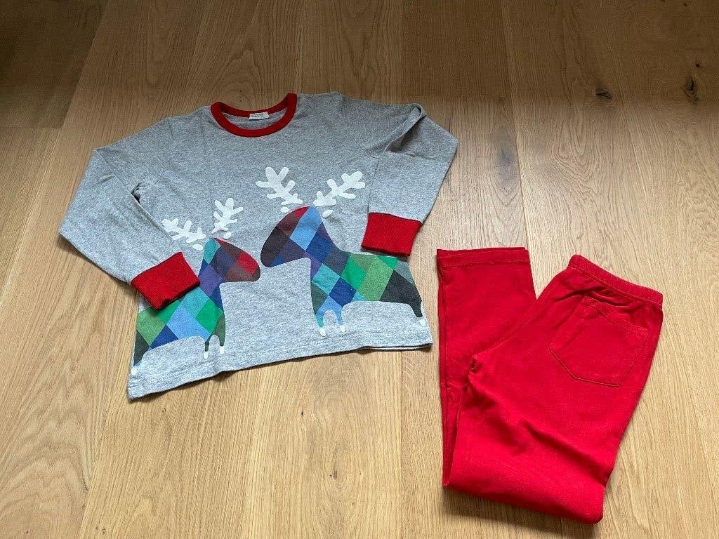 Pyjama maat 122 Benetton, Kinderen en Baby's, Kinderkleding | Maat 122, Ophalen, Nacht- of Onderkleding, Jongen of Meisje, Zo goed als nieuw