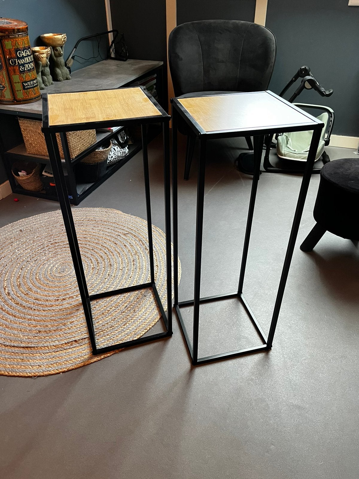 Bijzettafel 2x, Minder dan 55 cm, Metaal of Aluminium, Zo goed als nieuw, Ophalen