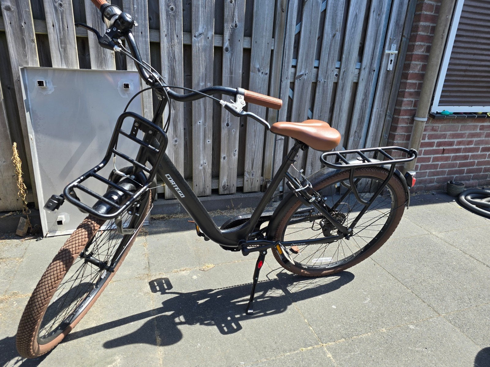 Corego fiets 26 inch - Zo goed als nieuw, Fietsen en Brommers, Fietsen | Meisjes, Ophalen, Zo goed als nieuw, 26 inch of meer